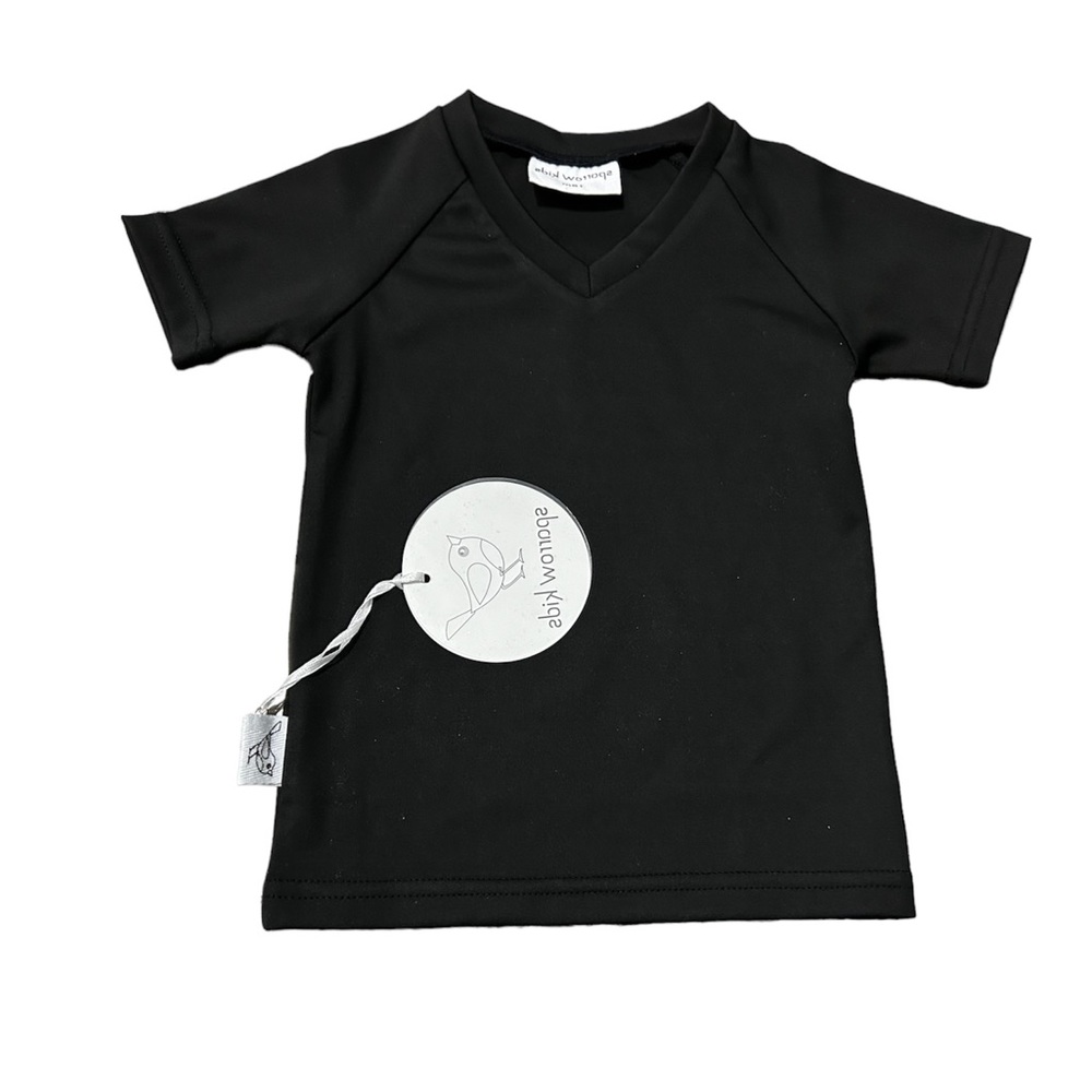 NWT Sparrow Kids Black V-Neck Short Sleeve Rashguard